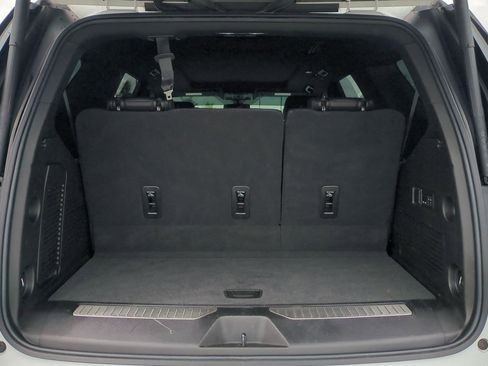 Used 2021 Chevrolet Tahoe RST w/ Luxury Package RWD image 34