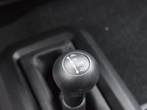 New 2024 RAM 2500 Tradesman w/ Chrome Appearance Group image 22