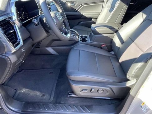 New 2026 GMC Canyon Elevation w/ Convenience Package image 12