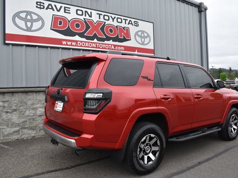 Certified 2024 Toyota 4Runner TRD Off-Road Premium w/ Off Road Premium Plus Package AWD/4WD image 5
