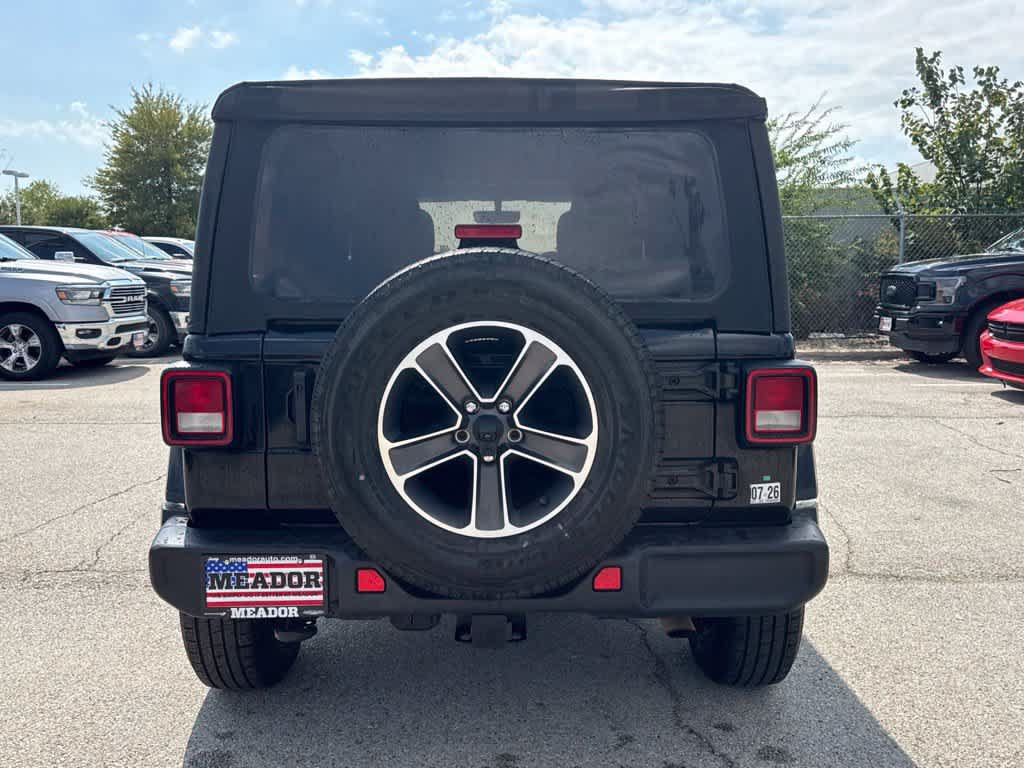 Used 2023 Jeep Wrangler Unlimited Sahara w/ Cold Weather Group AWD/4WD image 4