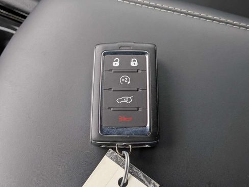 Used 2025 Jeep Grand Cherokee Overland w/ Adv Protech Group III AWD/4WD image 32