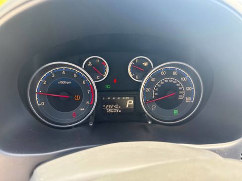 Used 2012 Suzuki SX4 AWD Hatchback image 11