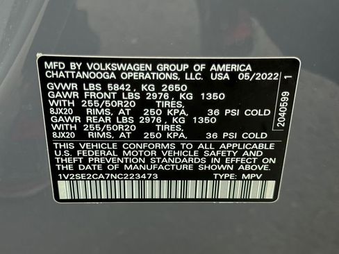 Used 2022 Volkswagen Atlas Cross Sport SEL R-Line AWD/4WD image 29