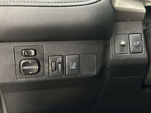 Used 2017 Toyota RAV4 Limited w/ Advanced Technology Package FWD image 19