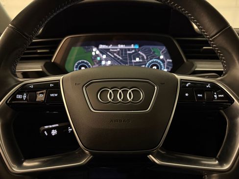 Certified 2021 Audi e-tron Premium Plus w/ Premium Plus Package AWD/4WD image 15