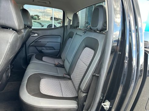 Used 2015 Chevrolet Colorado Z71 AWD/4WD image 15