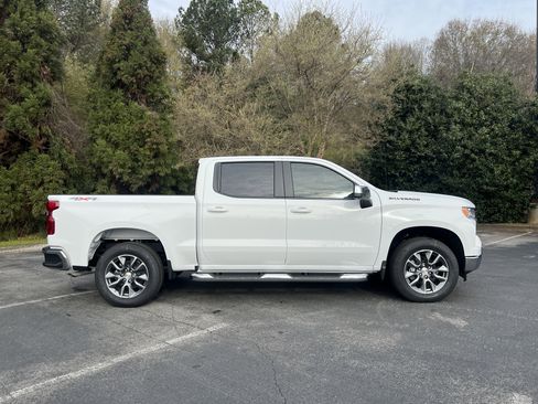 New 2026 Chevrolet Silverado 1500 LT w/ LPO, Dark Essentials Package image 10