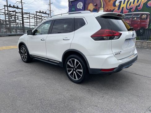 Used 2018 Nissan Rogue SL w/ Premium Package AWD/4WD image 3