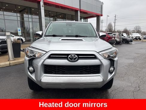 Used 2020 Toyota 4Runner TRD Off-Road image 9