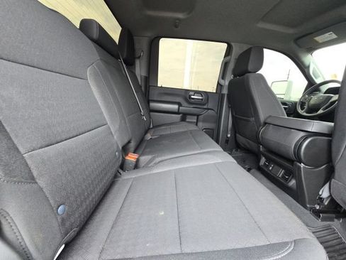 Used 2025 Chevrolet Silverado 2500 Custom w/ Custom Value Package AWD/4WD image 15