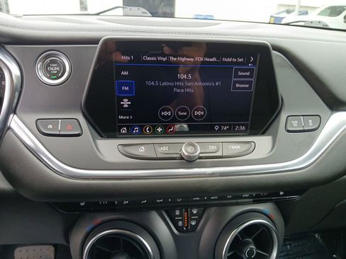 Used 2021 Chevrolet Blazer LT FWD image 21