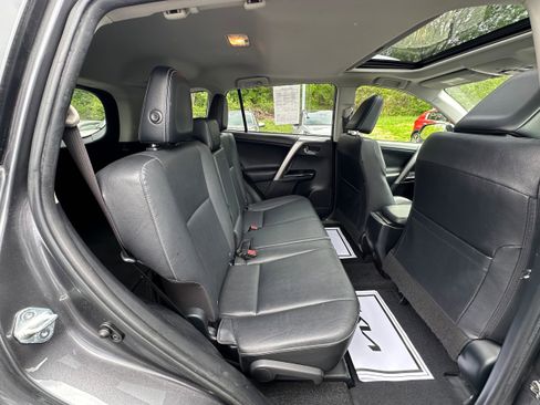 Used 2016 Toyota RAV4 Limited AWD/4WD image 15