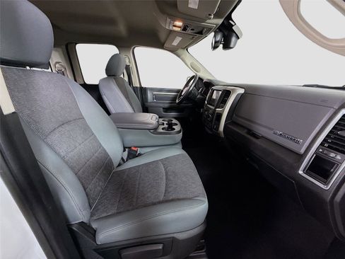 Used 2018 RAM 1500 Big Horn image 19