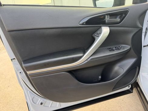 Used 2023 Mitsubishi Eclipse Cross Ralliart AWD/4WD image 4