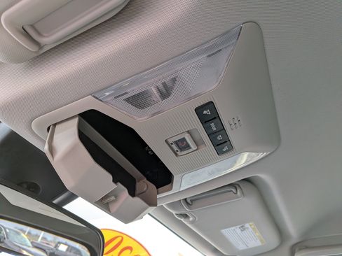 Used 2020 Toyota RAV4 XLE w/ All Weather Liner Package image 32