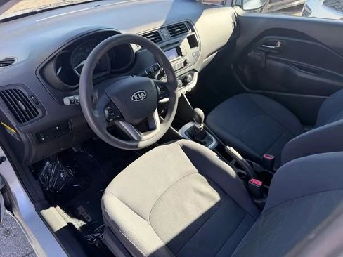Used 2012 Kia Rio LX FWD image 9