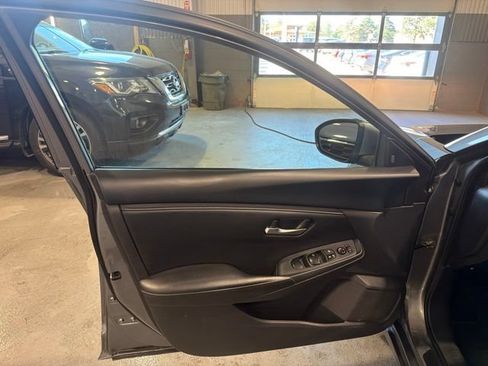 Certified 2024 Nissan Sentra SV w/ All-Weather Package FWD image 17