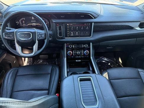 Used 2023 GMC Yukon Denali w/ Max Trailering Package AWD/4WD image 29