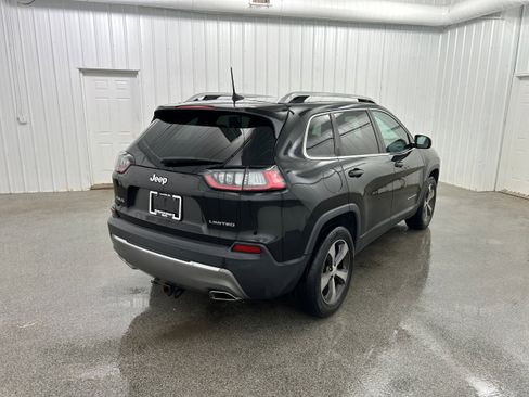Used 2019 Jeep Cherokee Limited AWD/4WD image 35