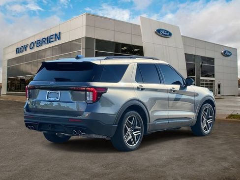 Certified 2025 Ford Explorer ST AWD/4WD image 5