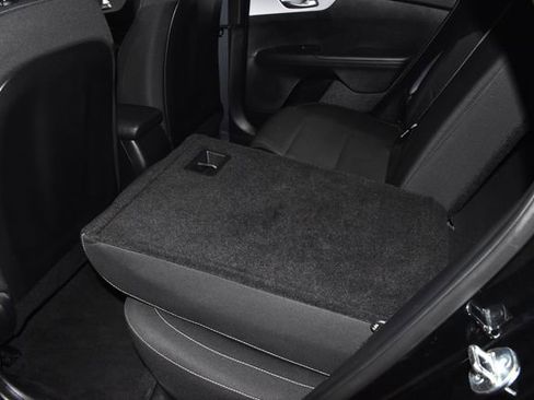 Used 2024 Kia Forte LXS image 28