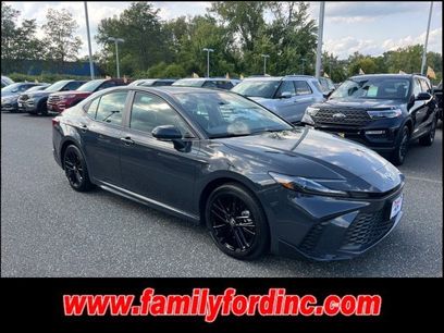 Used 2025 Toyota Camry SE