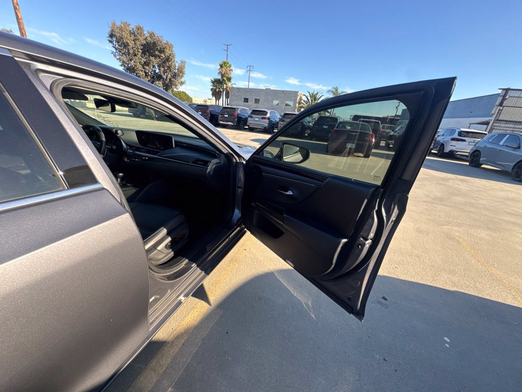 Used 2021 Lexus ES 350 FWD image 13