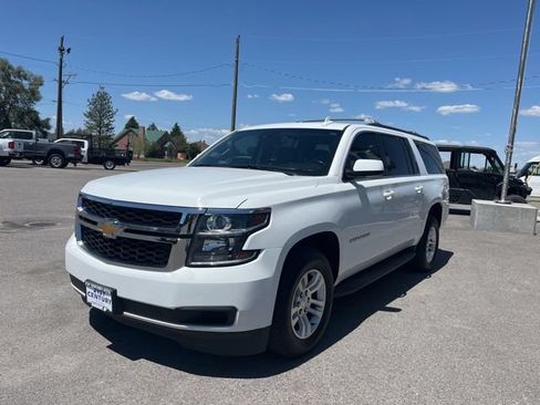 Used 2018 Chevrolet Suburban LT AWD/4WD image 3