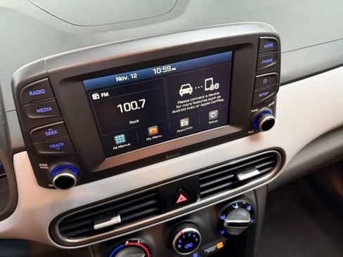 Used 2021 Hyundai Kona SE image 32