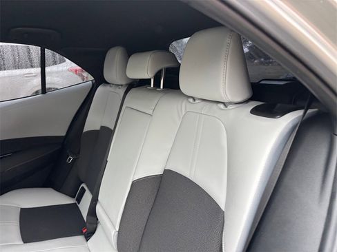 Certified 2024 Toyota Corolla XSE image 30