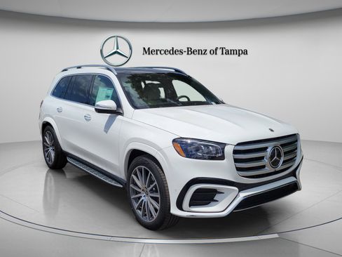 New 2026 Mercedes-Benz GLS 580 4MATIC image 4