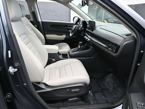 Used 2025 Honda CR-V EX-L image 39