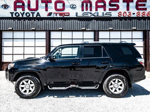 Used 2016 Toyota 4Runner Trail AWD/4WD image 5