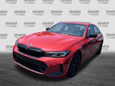 Used 2024 BMW 330i Sedan w/ M Sport Package RWD image 9