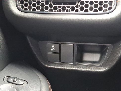 Certified 2025 Honda HR-V Sport image 22