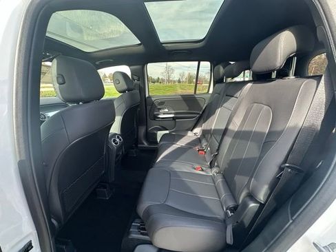 Used 2026 Mercedes-Benz GLB 250 4MATIC image 19