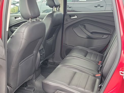 Used 2018 Ford Escape Titanium w/ Ford Safe & Smart Package image 13