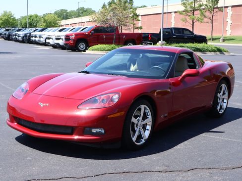 Used 2008 Chevrolet Corvette Coupe w/ Z51 Performance Package image 23