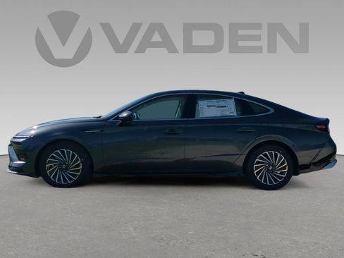 New 2025 Hyundai Sonata SEL image 4