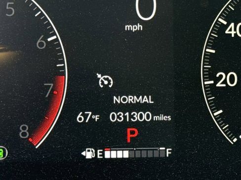 Used 2024 Honda HR-V Sport image 18