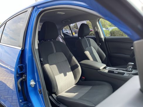 Used 2022 Nissan Sentra SV image 30