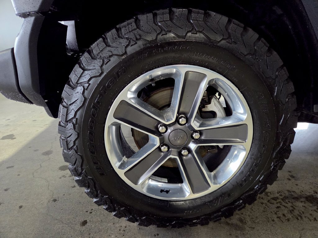 Used 2018 Jeep Wrangler Unlimited Sport AWD/4WD image 23