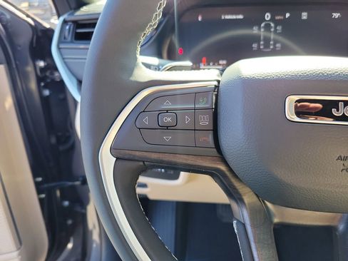 New 2026 Jeep Grand Cherokee L Limited AWD/4WD image 12