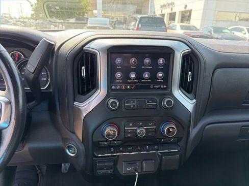 Used 2020 Chevrolet Silverado 1500 LT w/ Texas Edition image 8