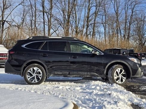 Used 2020 Subaru Outback Limited image 31