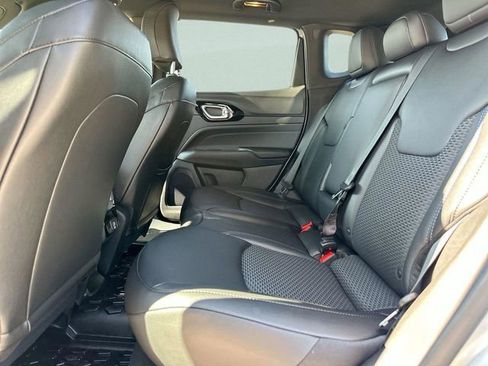 New 2026 Jeep Compass Latitude image 15