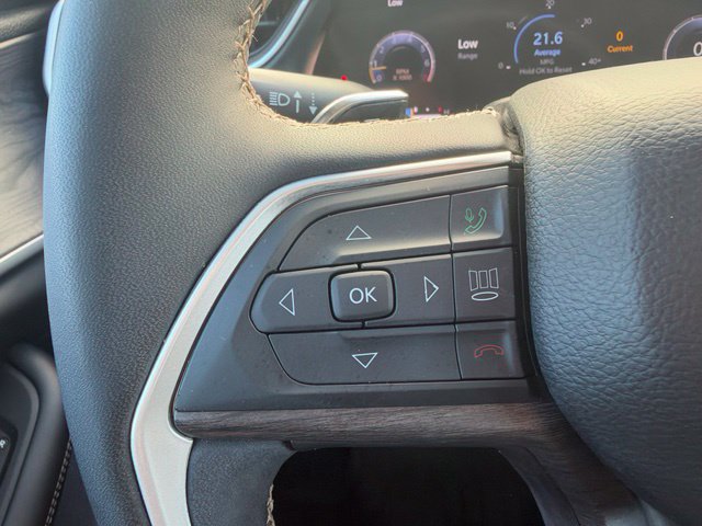 Used 2023 Jeep Grand Cherokee L Limited RWD image 15