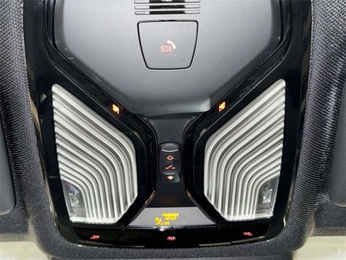 Used 2021 BMW X3 xDrive30i w/ Convenience Package image 28