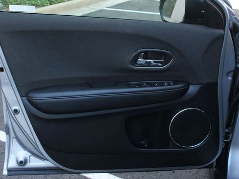 Used 2020 Honda HR-V EX image 13